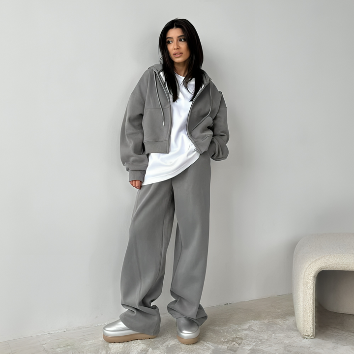 Vellora™ | The Luxe Ease Tracksuit Set